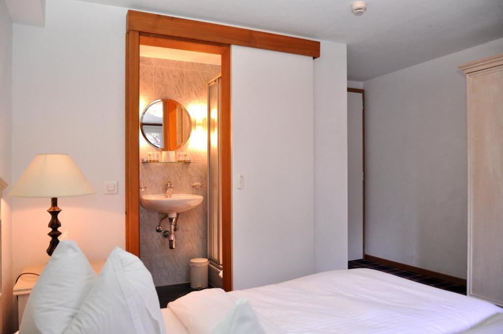 Hotel De La Paix Champéry Pokój zdjęcie